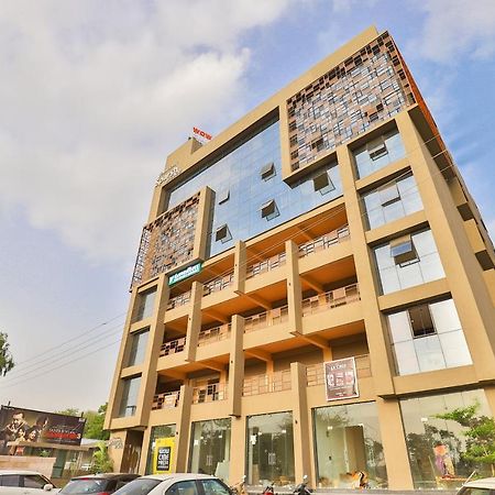 Oyo 16604 Hotel Sparsh Inn Ahmedabad Exterior photo